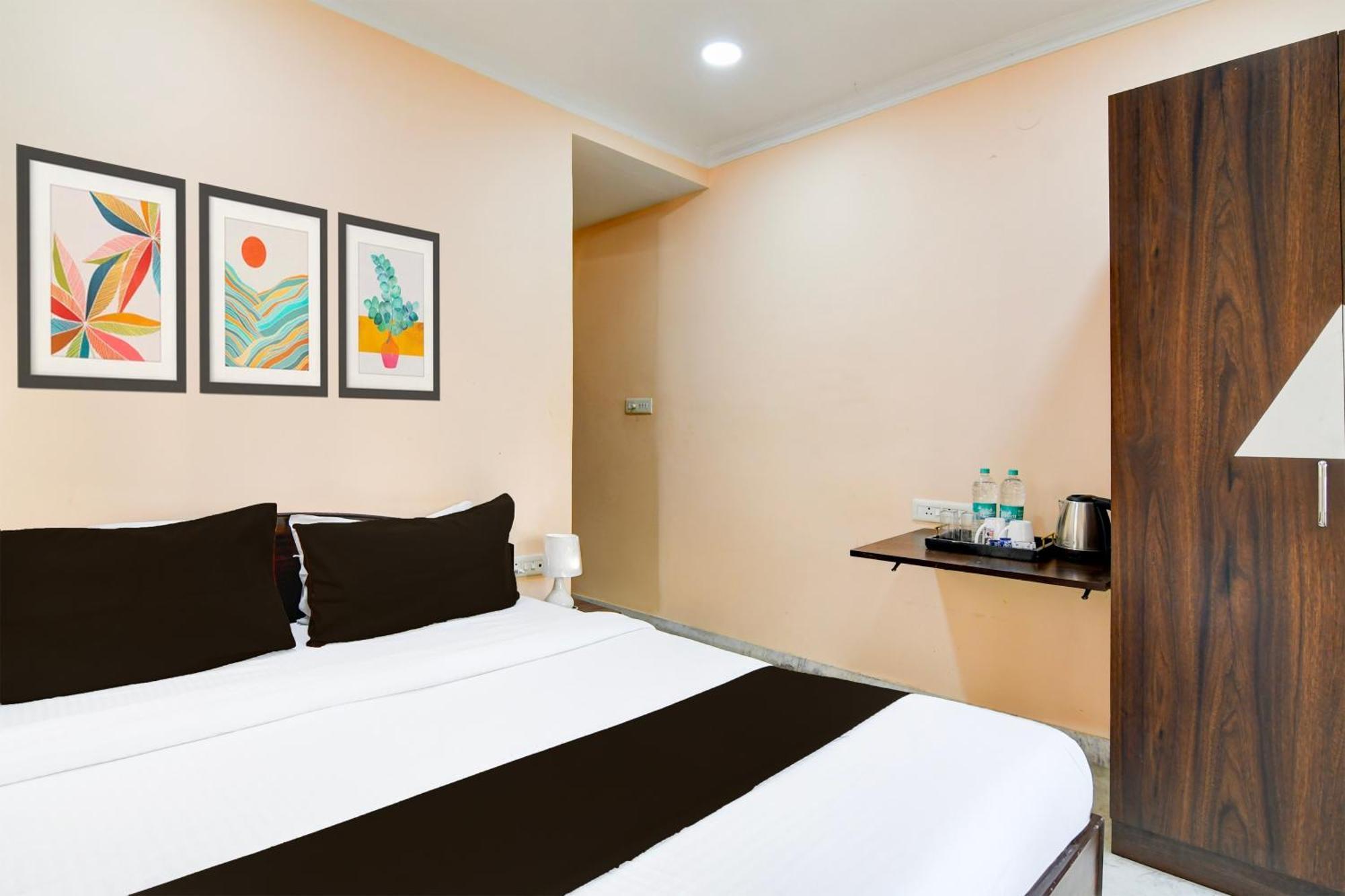 Super Hotel O New Town Near Axis Mall Formerly Spandan Inn Колката Екстериор снимка